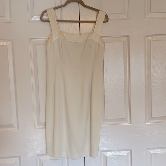 Sunny Choi Silk Trimmed Dress and Jacket. Size 8. Worn once. - Picture 6 of 10